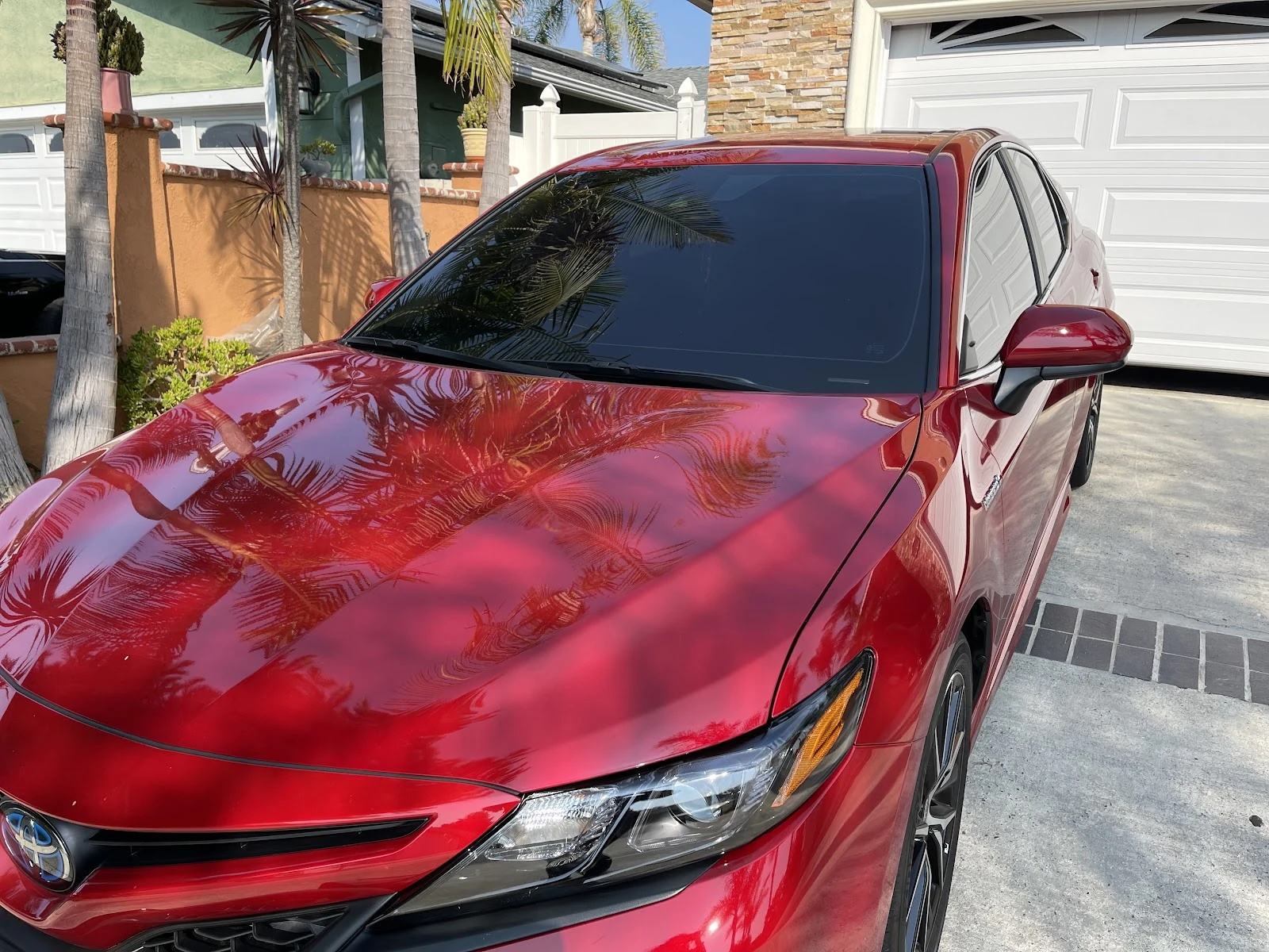Universal window tint in Los Angeles, CA